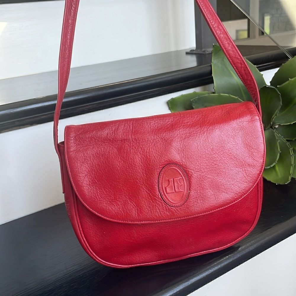 JACQUES ESTEREL Red Leather Vintage 90's Y2k Luxurious Shoulder Bag